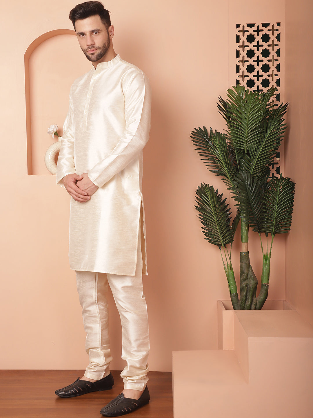Woven Design Nehru Jacket With Solid Kurta Pyjama ( ANMKPWC 636W 7010Maroon )