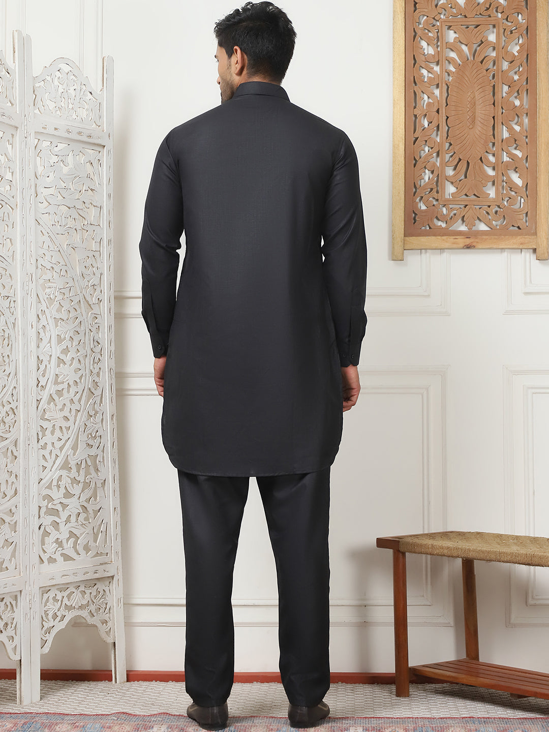 Men's Solid Pathani Kurta with Pyjama ( ANMKP 189Black )