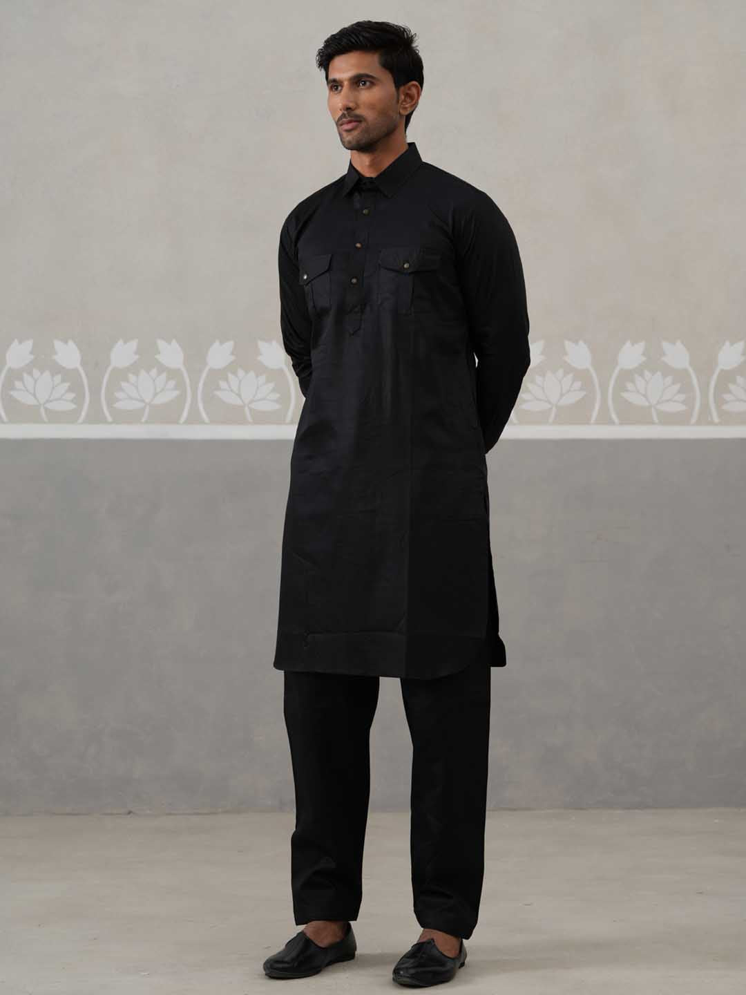 Men's Solid Pathani Kurta with Pyjama ( ANMKKP 189Black )