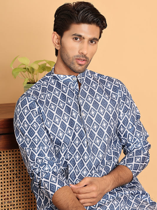 Printed Kurtas For Men.  ( AAMKKO 207Blue )