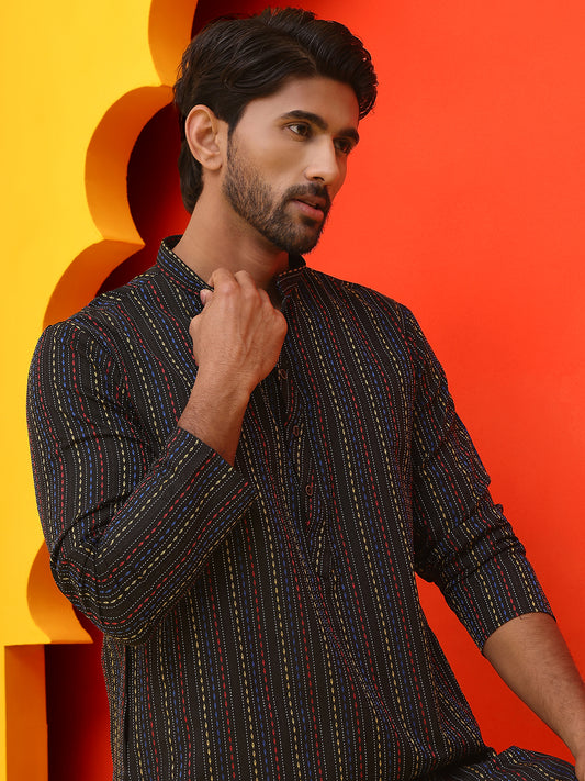 Self Design Straight Kurtas For Men. ( AAMKKO 251Black )