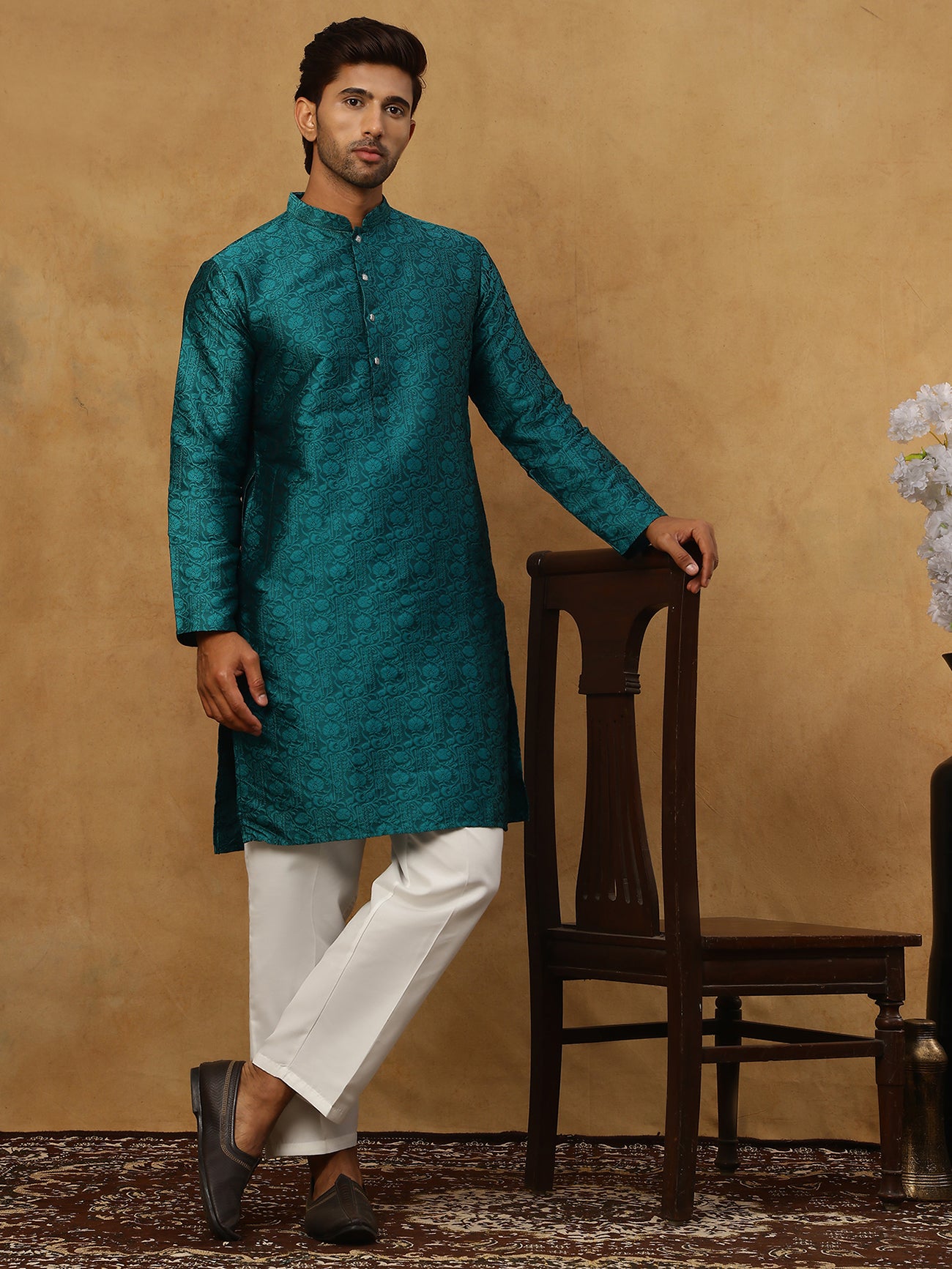 Men Silk Blend Ethnic Kurta Pyjama Set ( ANMKP W 303Green )