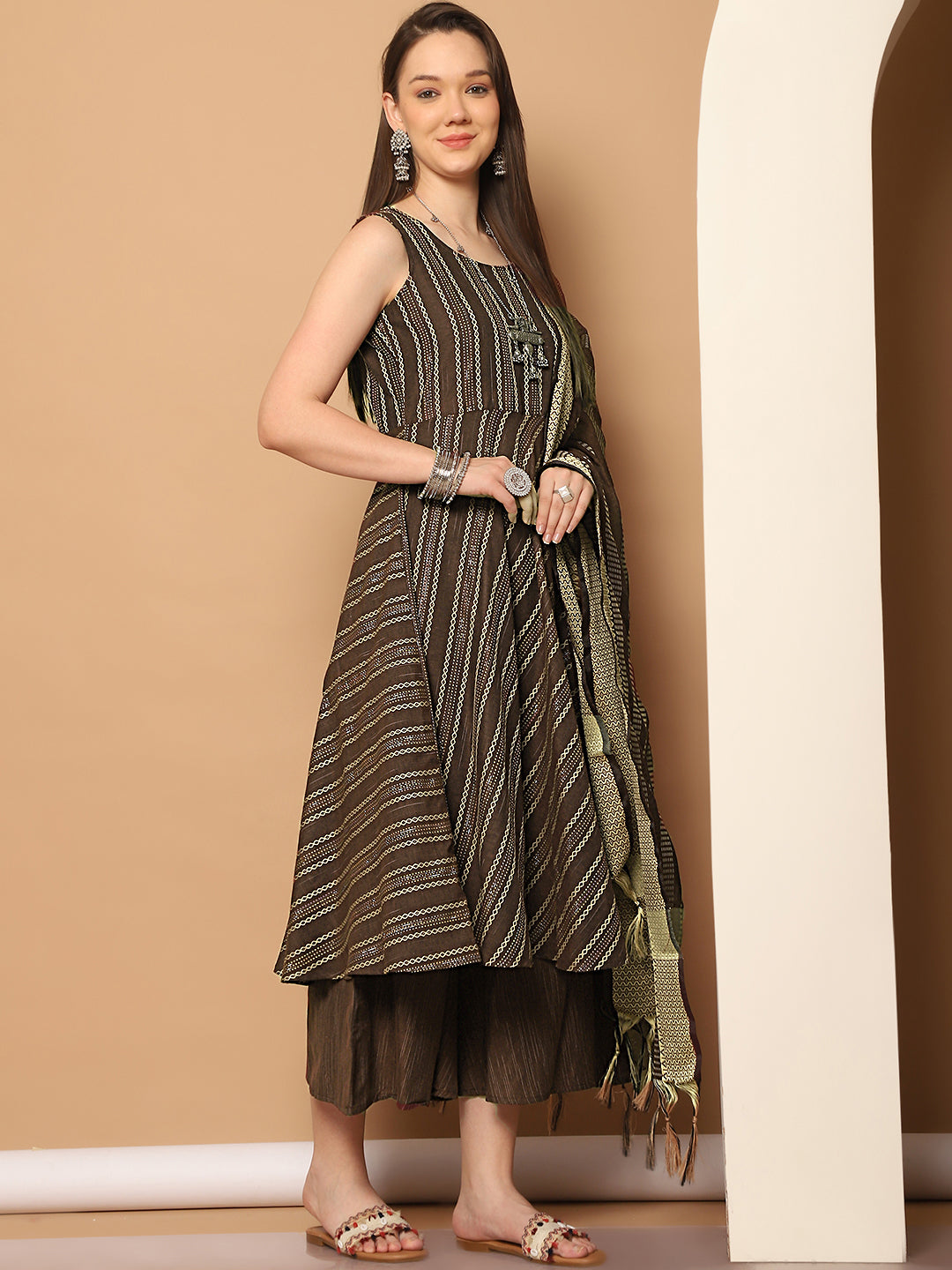 Woven Design flared kurta pallazos dupatta set