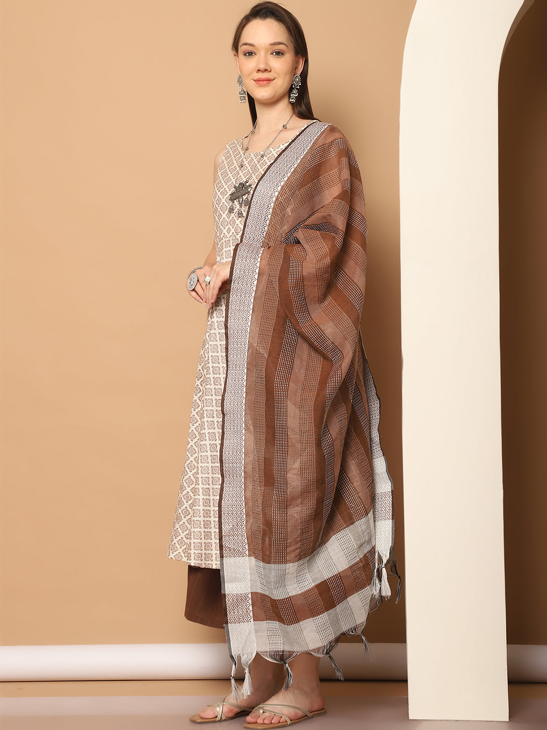 Women Brown Printed Kurta with Palazzos & With Kantha Work Dupatta ( JOKPL D61BR 1557 Brown )