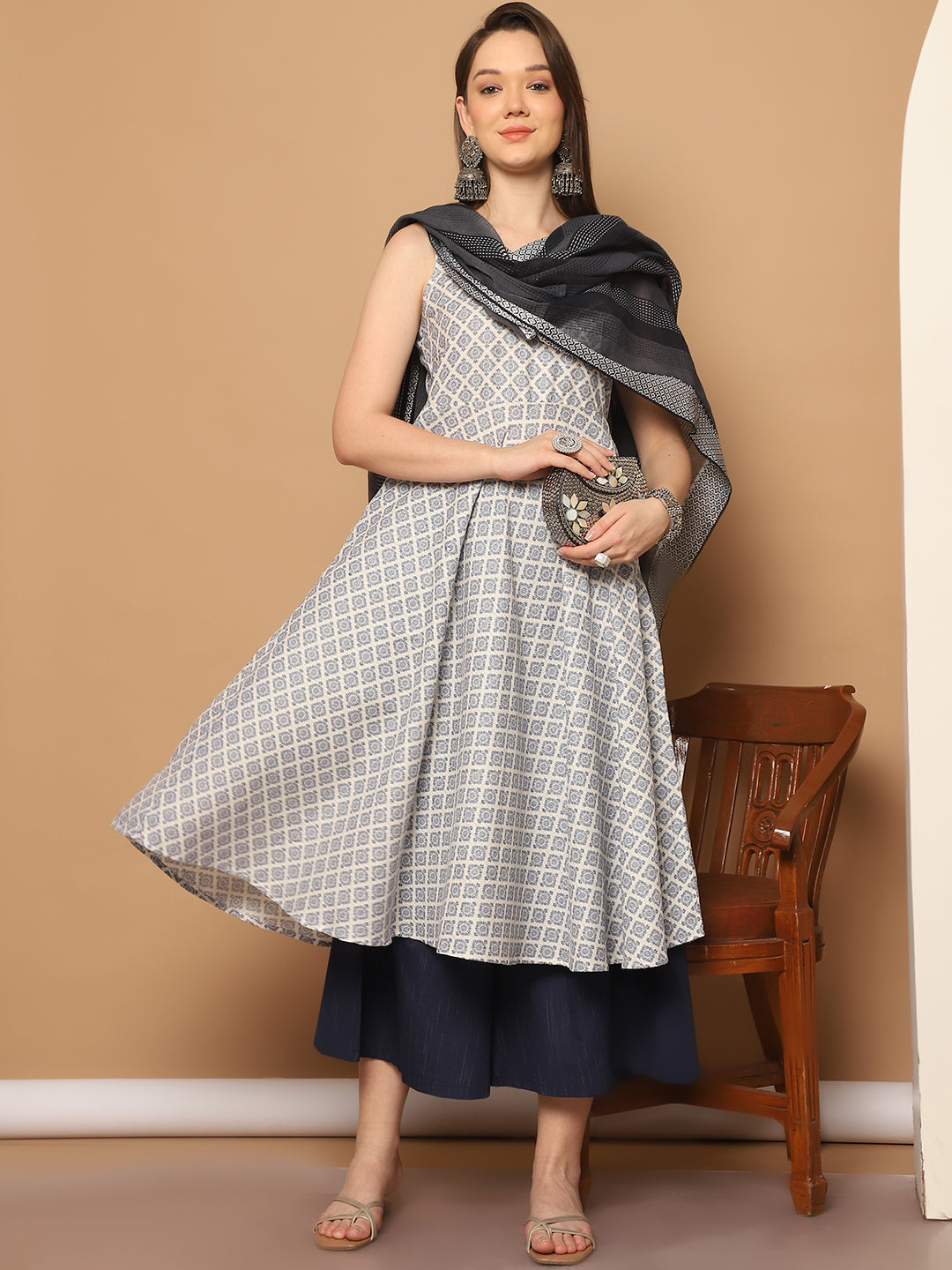 Women Navy Blue Printed Kurta with Palazzos & With Kantha Work Dupatta ( JOKPL D61N 1557 Navy )