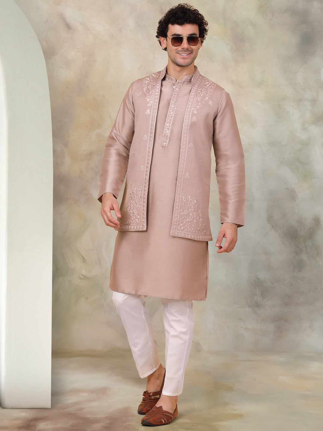 Men's Embroidered Waistcoat and Kurta Pyjama