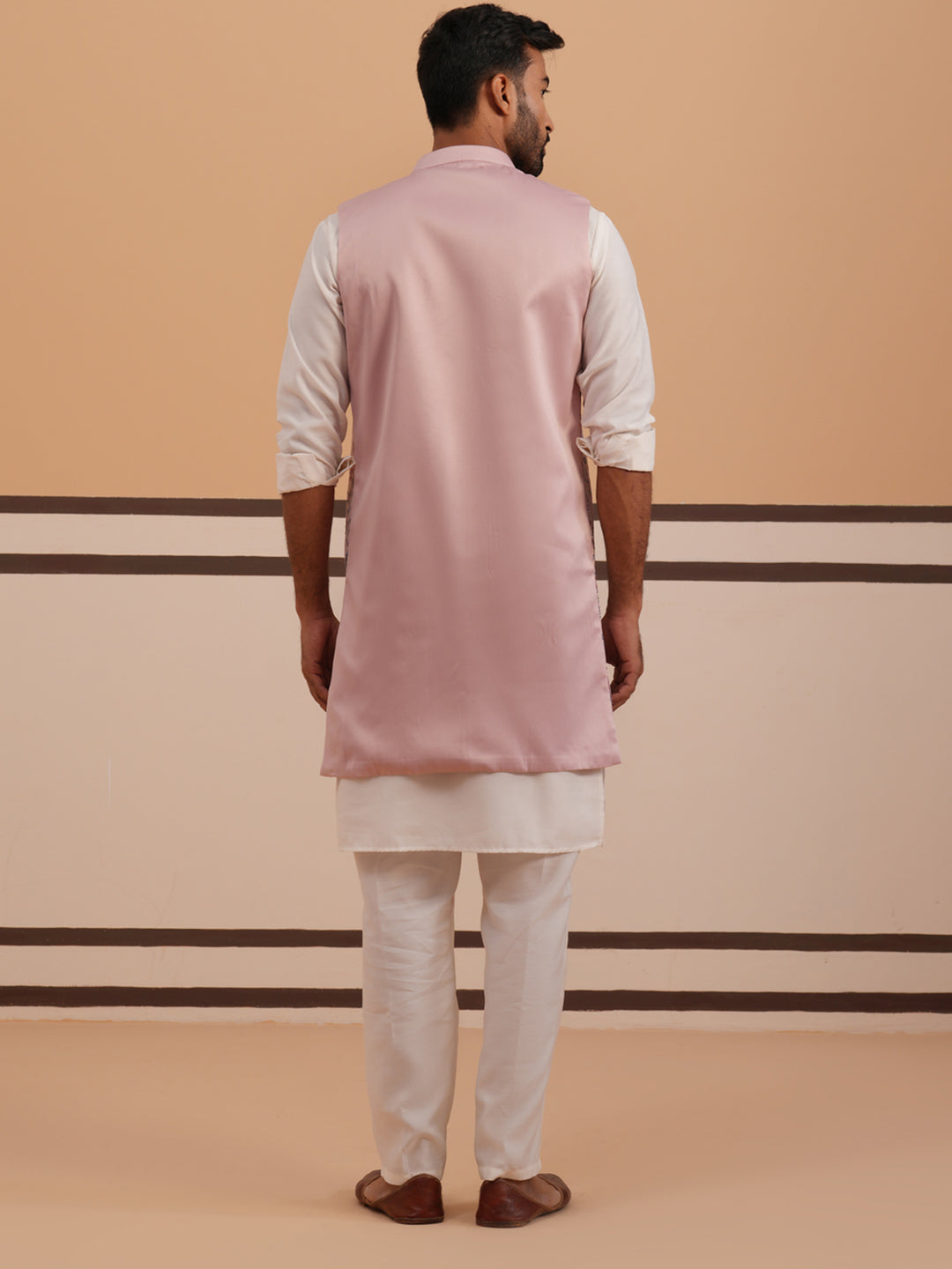 Festive Floral Embroidered Shrug Kurta Set ( JOKPWCS 592W 4143 W 4143Peach )