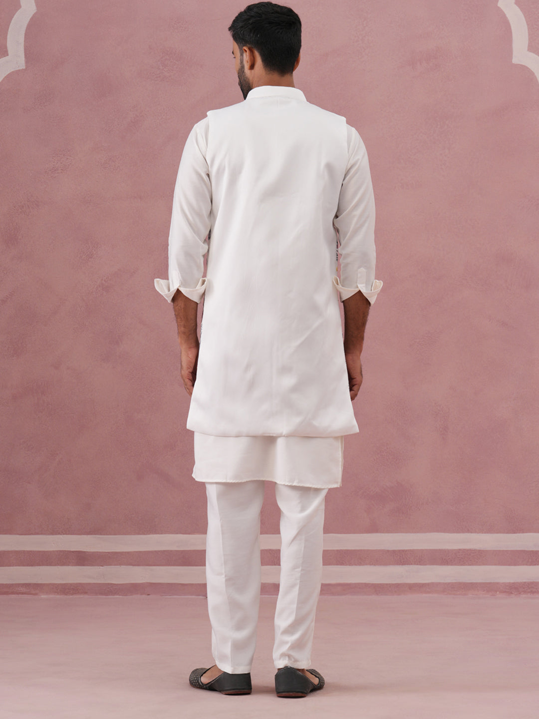 Festive Floral Embroidered Shrug Kurta Set ( JOKPWCS 592W 4143 W 4143 White )