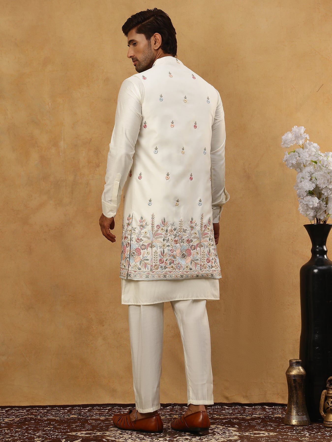 Embroidered Nehru Jacket with Kurta Pyjama Set ( 65KPWCS 592W 4153White )