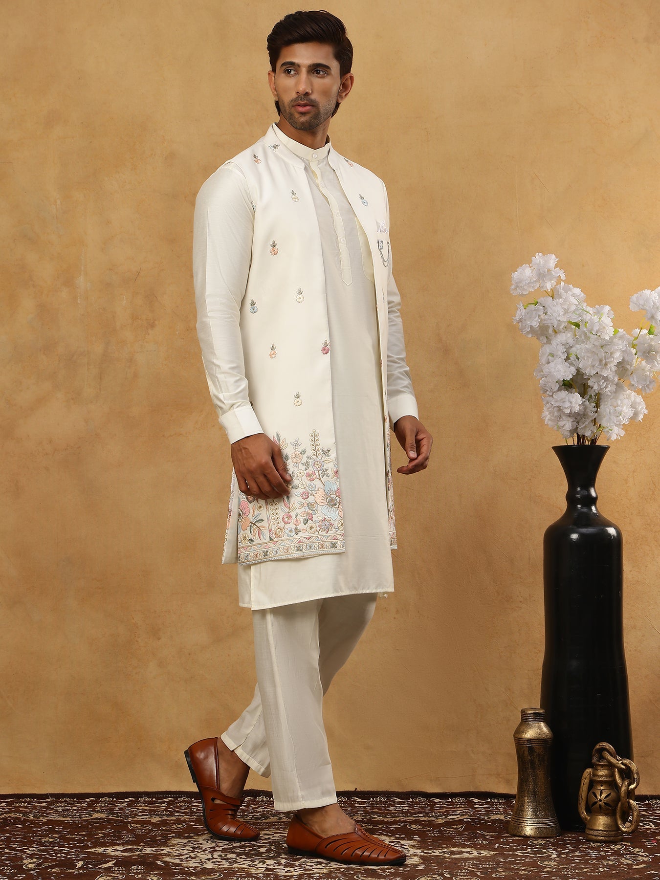 Embroidered Nehru Jacket with Kurta Pyjama Set ( 65KPWCS 592W 4153White )