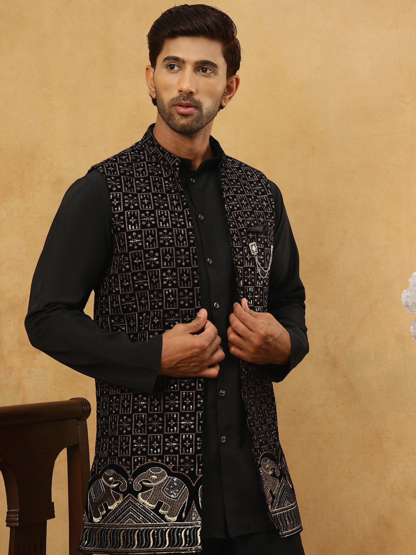 Men Solid Kurta Pyjama with Velvet Waistcoat ( 65KPWC 5509B 4148Black )