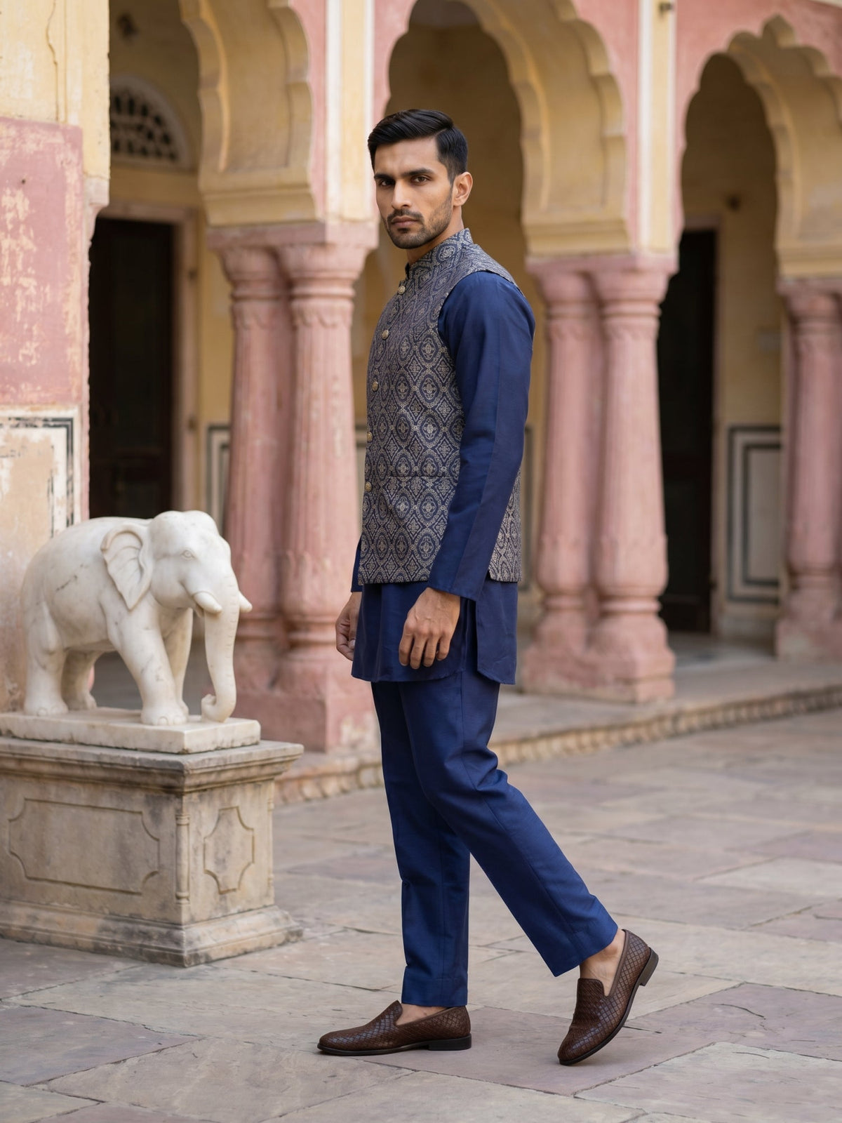 Men's Ethnic Woven Design Nehru Jacket with Kurta Pyjama ( JOKPWC 5586N 4072Brown )