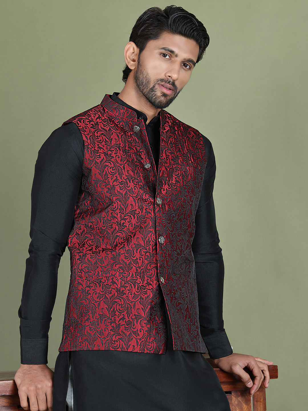 Woven Design Nehru Jacket With Solid Kurta Pyjama ( JOKPWC 636B 4004Maroon )