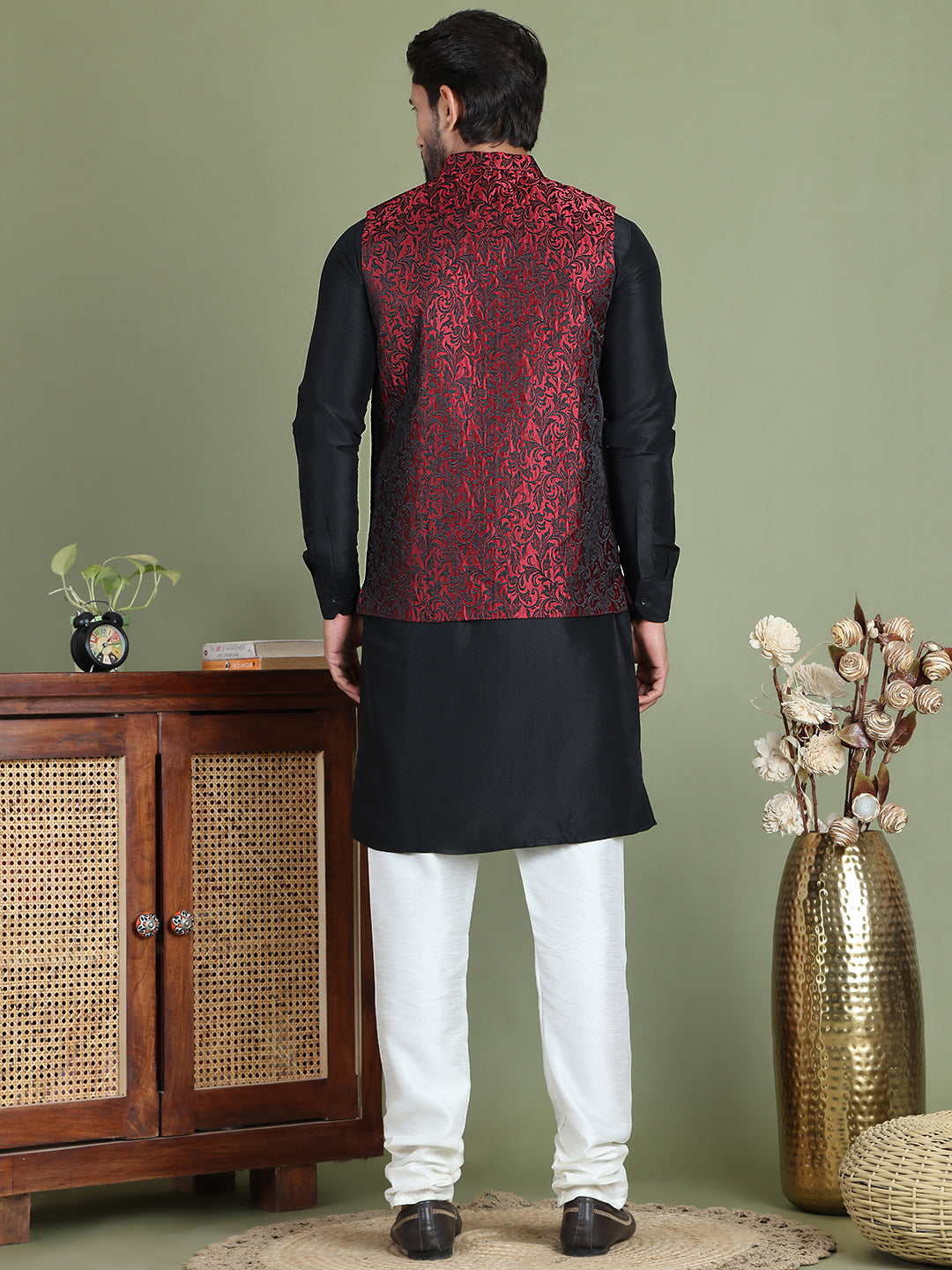 Woven Design Nehru Jacket With Solid Kurta Pyjama ( JOKPWC 636B 4004Maroon )