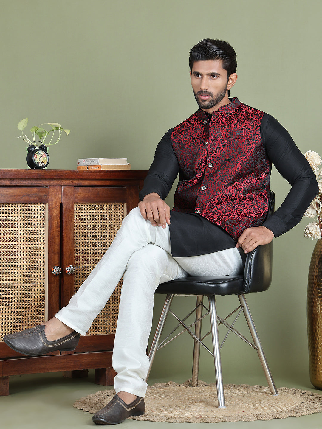 Woven Design Nehru Jacket With Solid Kurta Pyjama ( JOKPWC 636B 4004Maroon )