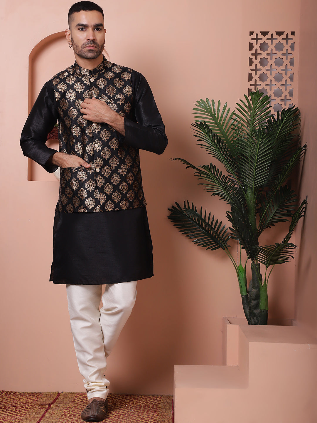 Men's Black Printed Nehru Jacket With Solid Kurta Pyjama