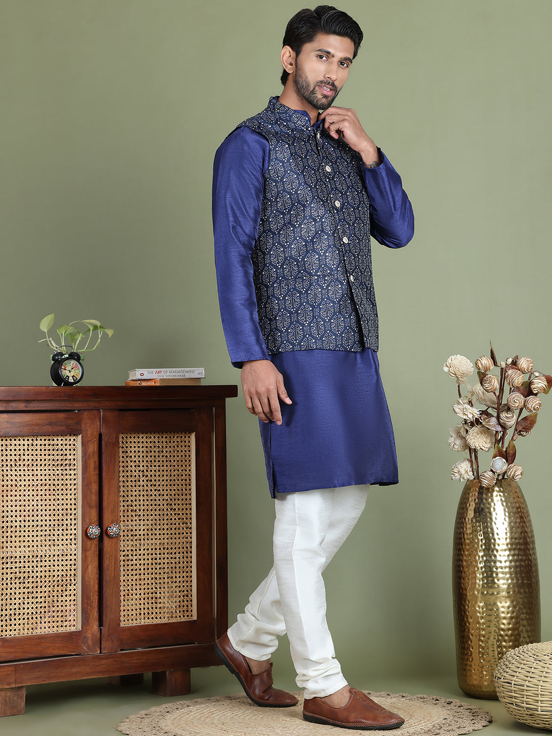 Men's Printed Nehru Jacket With Kurta Pyjama Set ( JOKPWC 636N 4084Navy )
