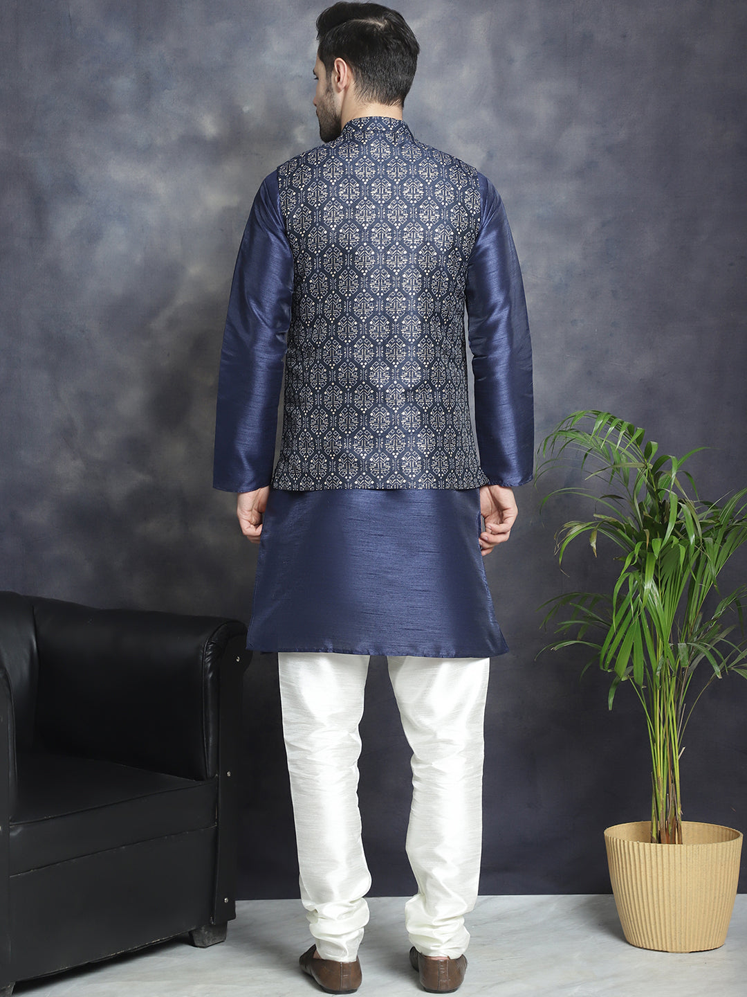 Men's Printed Nehru Jacket With Kurta Pyjama Set ( JOKPWC 636N 4084Navy )