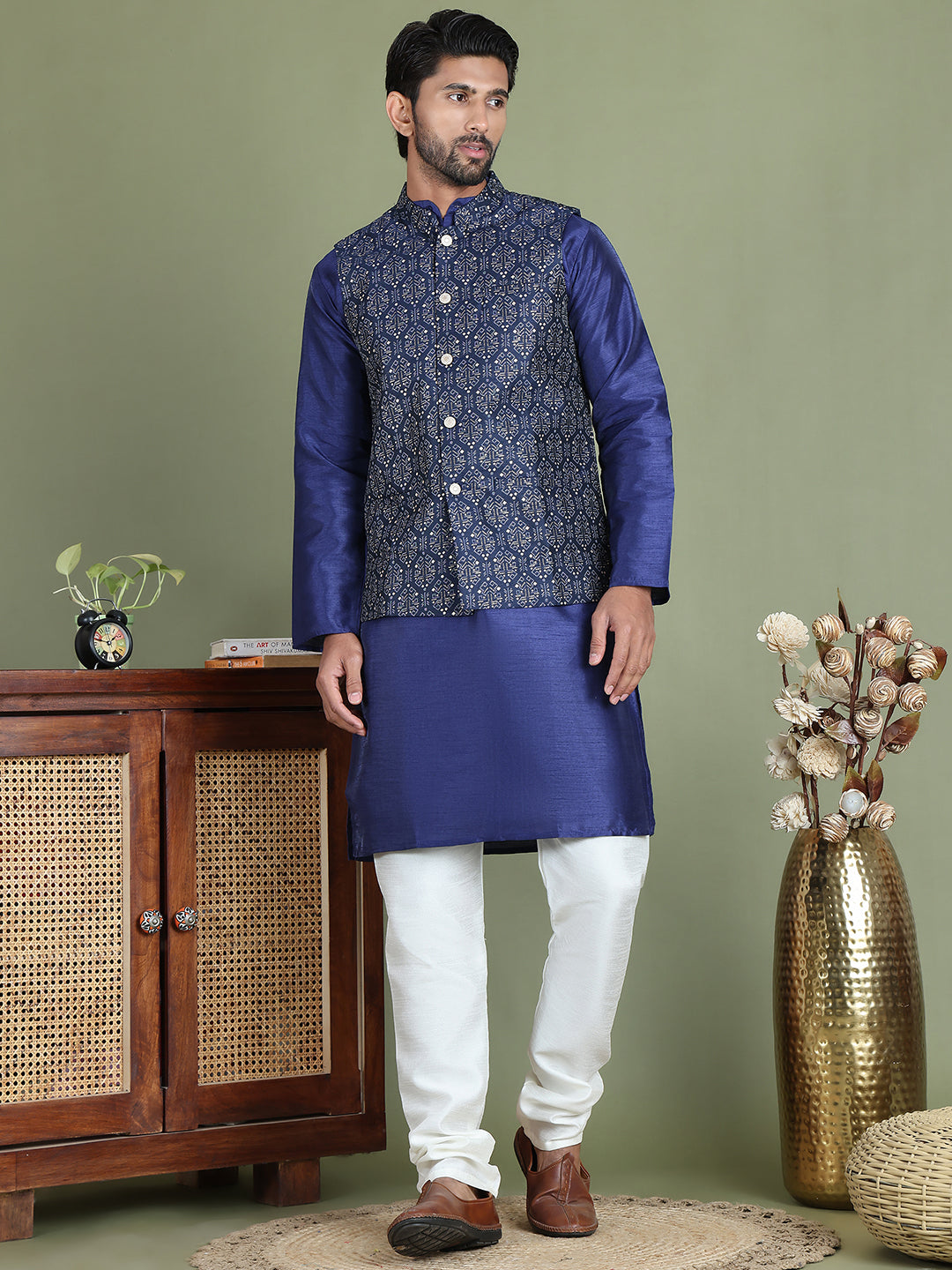 Men's Printed Nehru Jacket With Kurta Pyjama Set ( JOKPWC 636N 4084Navy )