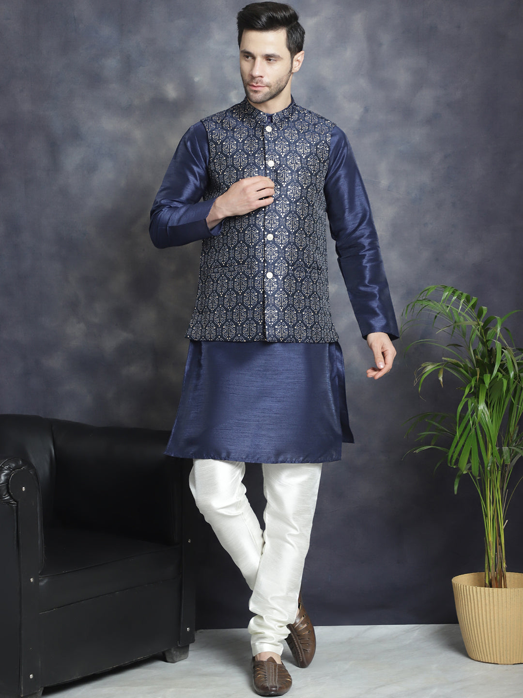 Men's Printed Nehru Jacket With Kurta Pyjama Set ( JOKPWC 636N 4084Navy )