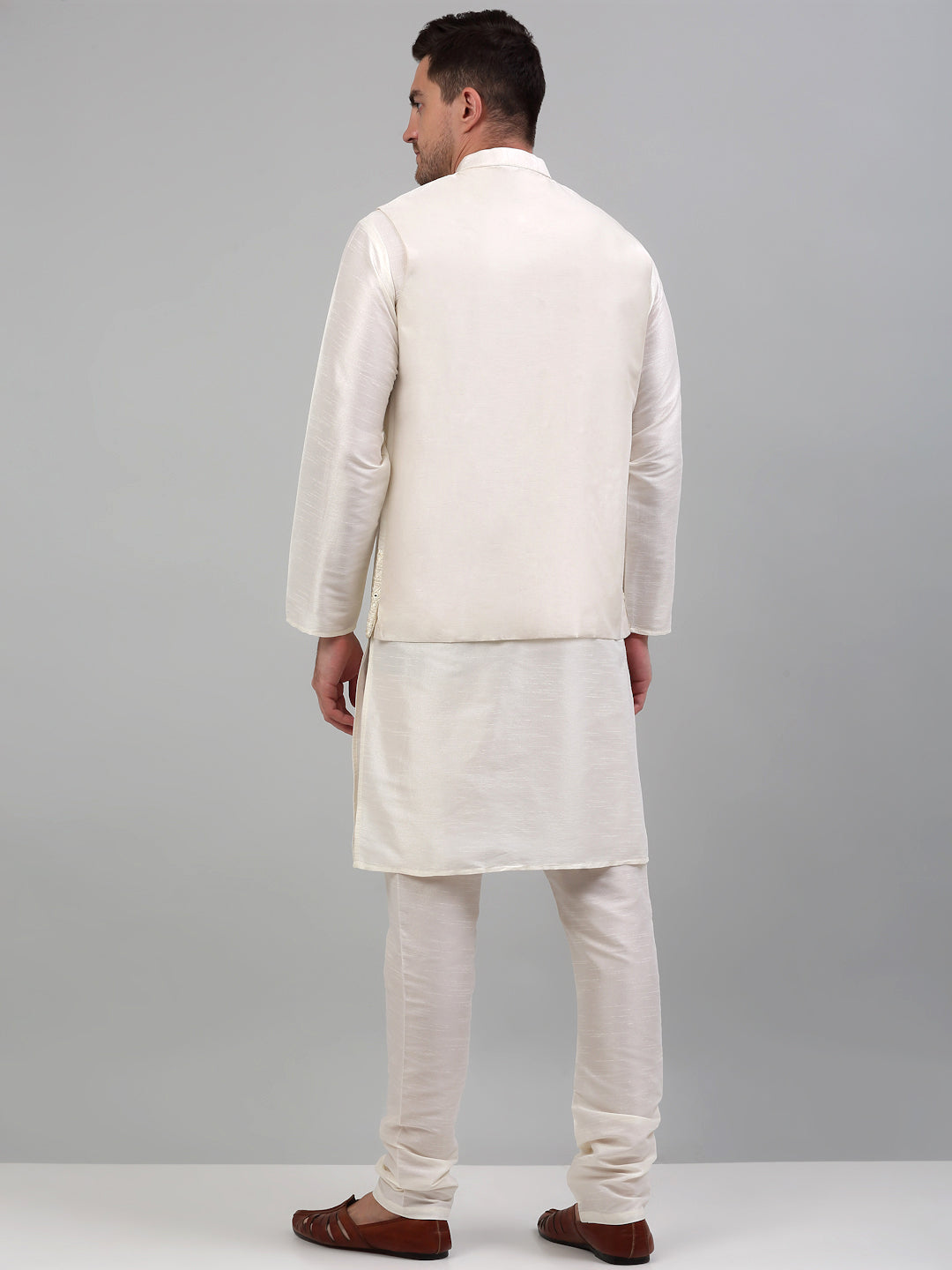 Men's Embroidered Nehru Jacket With Solid Kurta Pyjama Set.