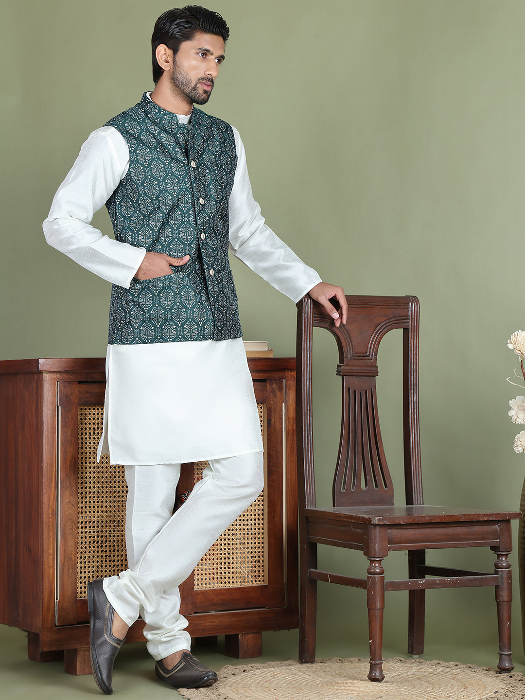 Men's Printed Nehru Jacket With Kurta Pyjama Set ( JOKPWC 636W 4084Olive )