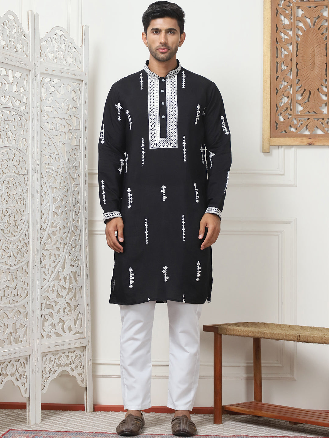 Collar Chikankari Embroidered Kurta With Pyjama