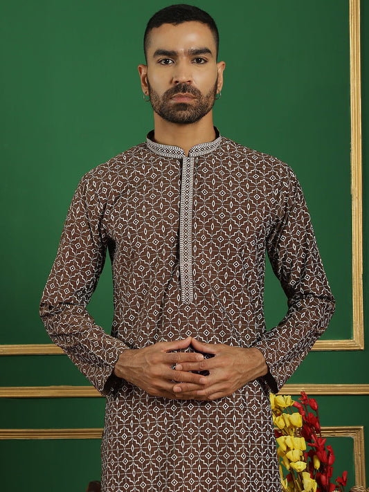 Men's Geometric Printed Kurta with Pyjama ( JOKP P 5060 Brown )