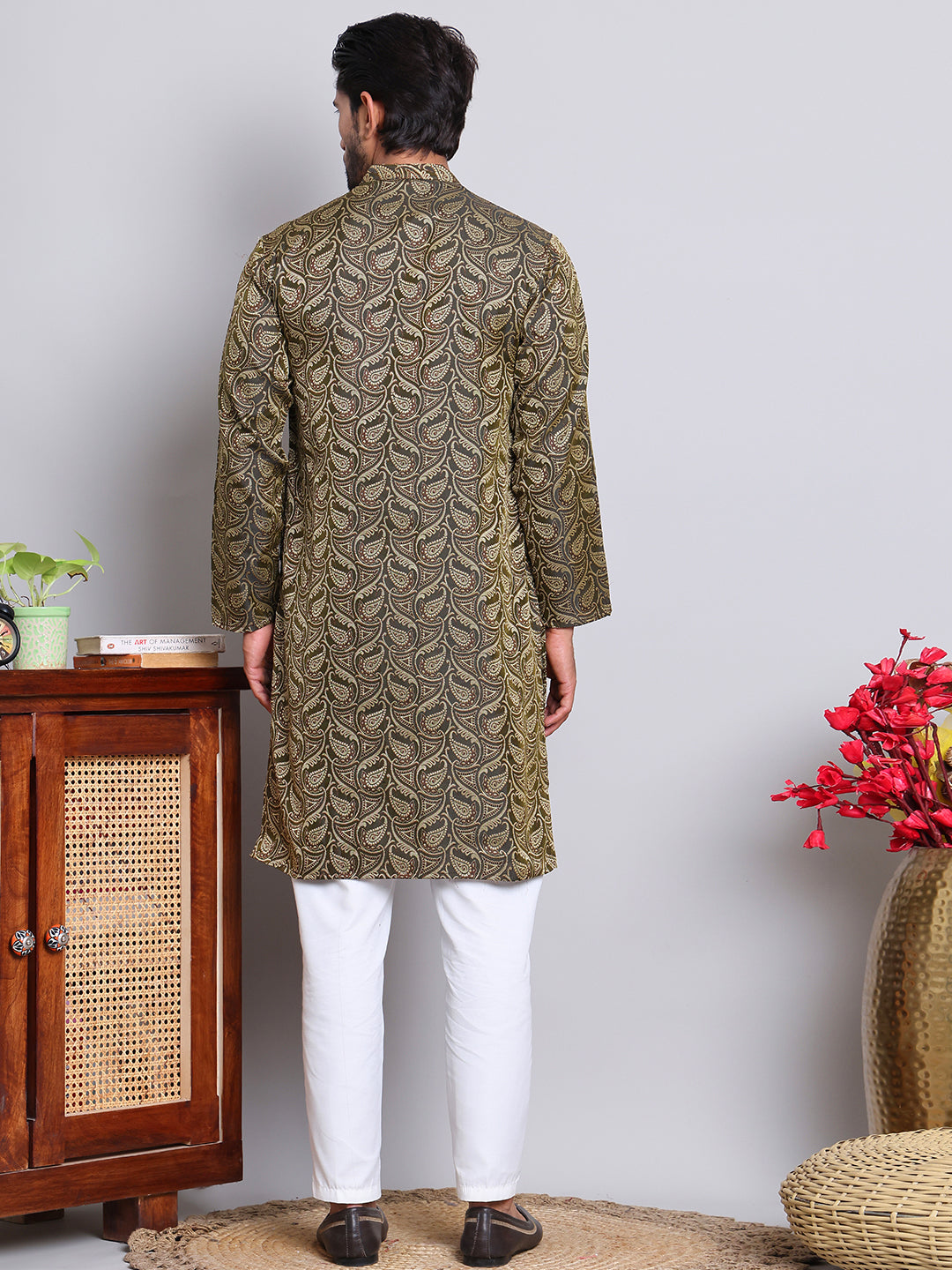 Men Black Silk Blend Straight Kurta Pyjama Set ( JOKP 5071Black )