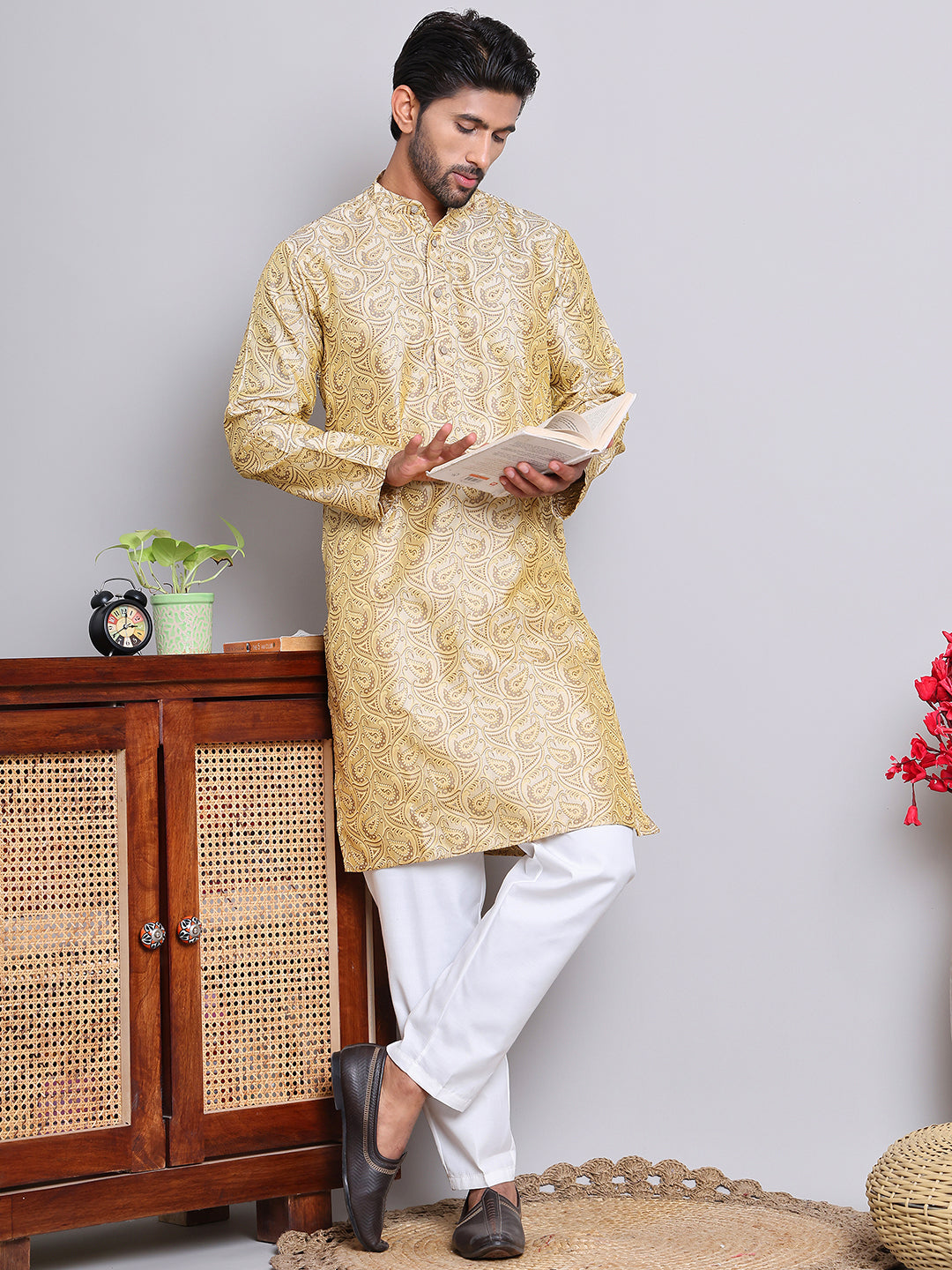 Men Golden Silk Blend Straight Kurta Pyjama Set ( JOKP 5071Golden )
