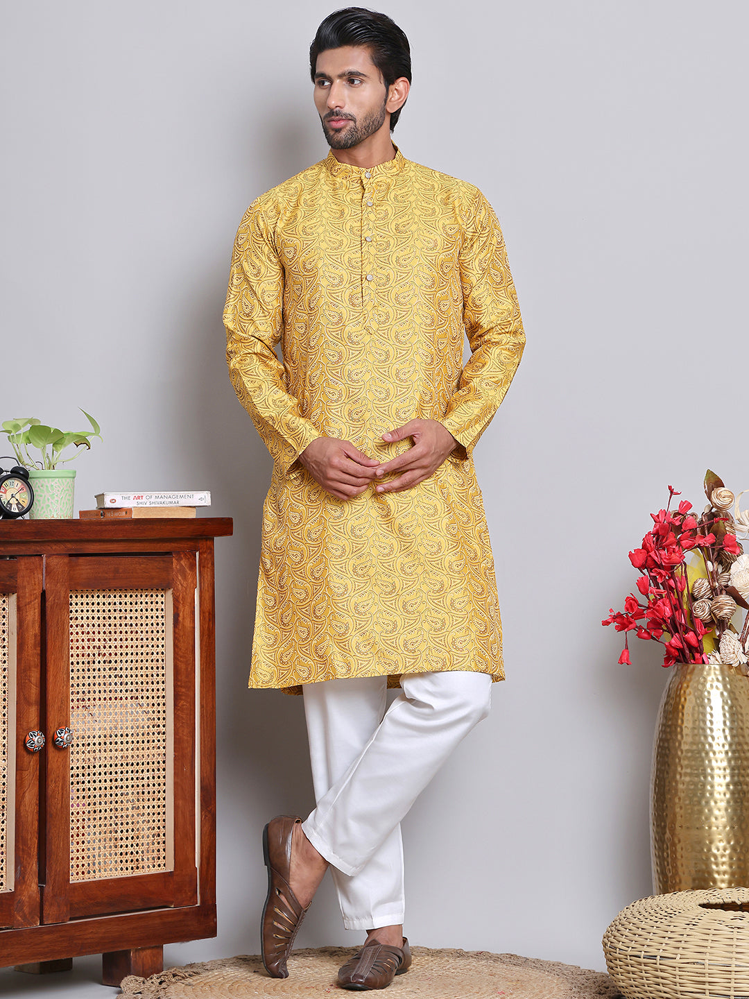 Men Yellow Silk Blend Straight Kurta Pyjama Set ( JOKP 5071Yellow )