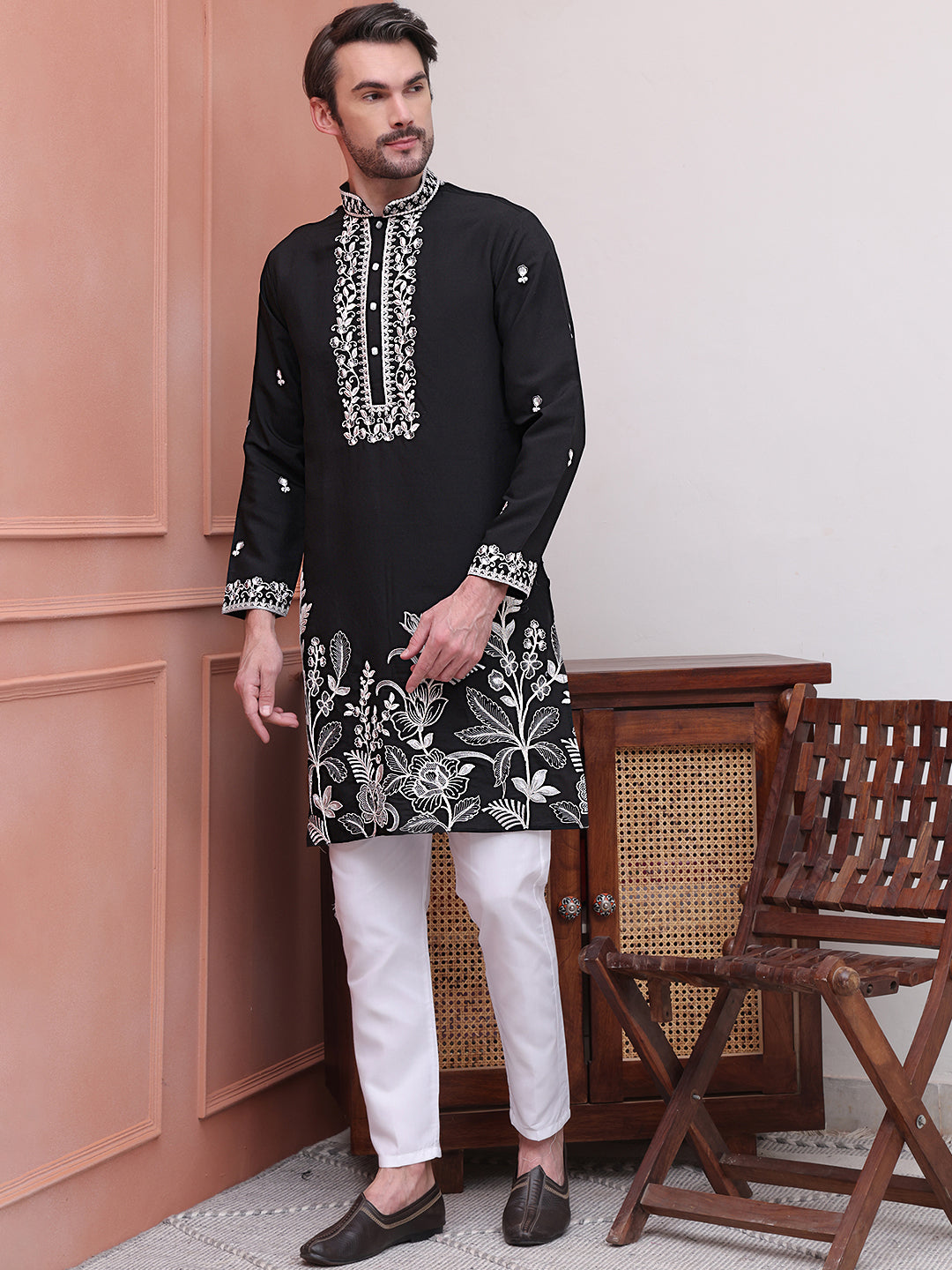Floral Embroidered Kurta Pyjama Set ( JOKP P 5100Black )