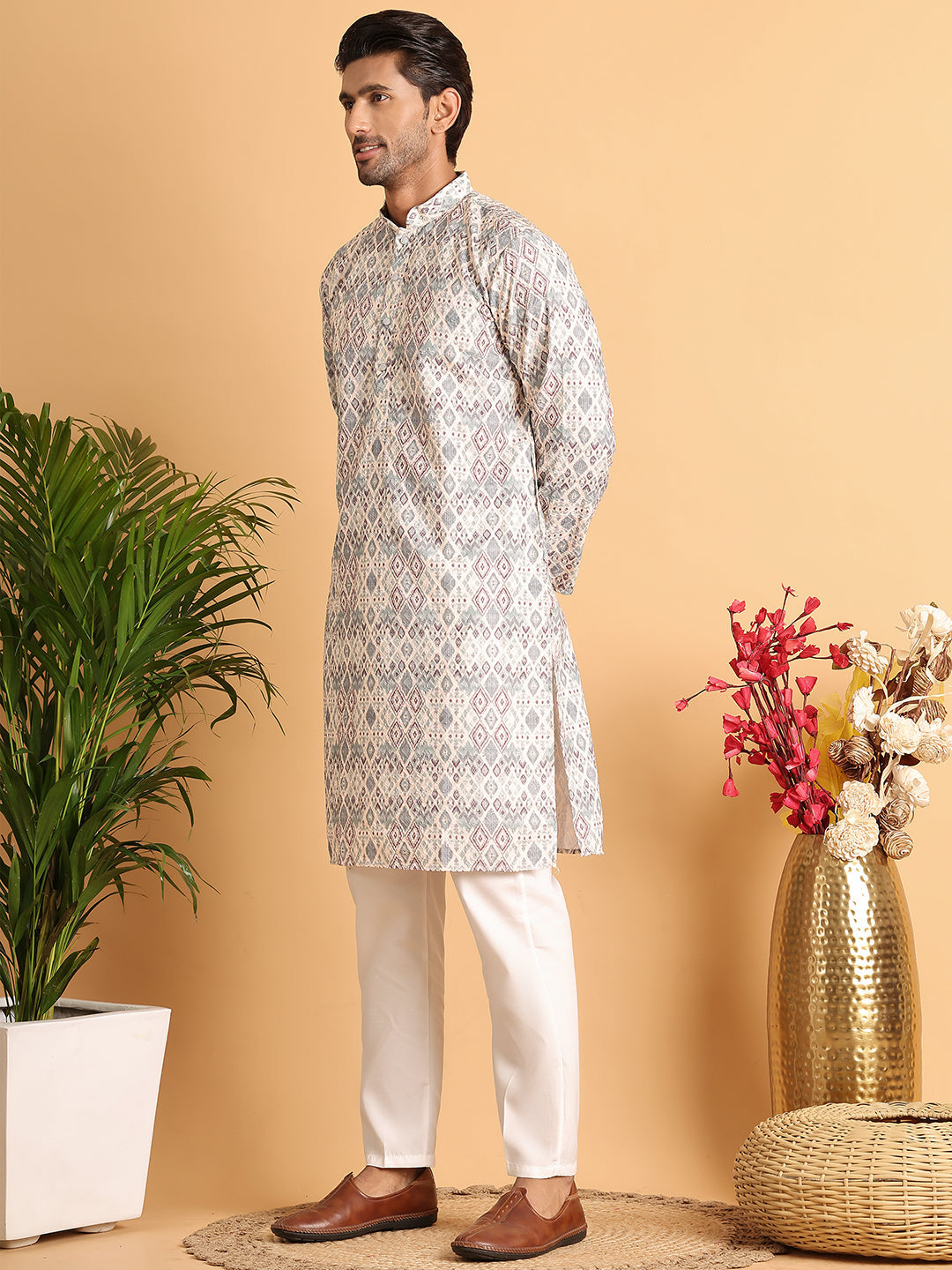 Chikankari Embroidered & Printed Kurta Set ( JOKP P 5109Off-White )