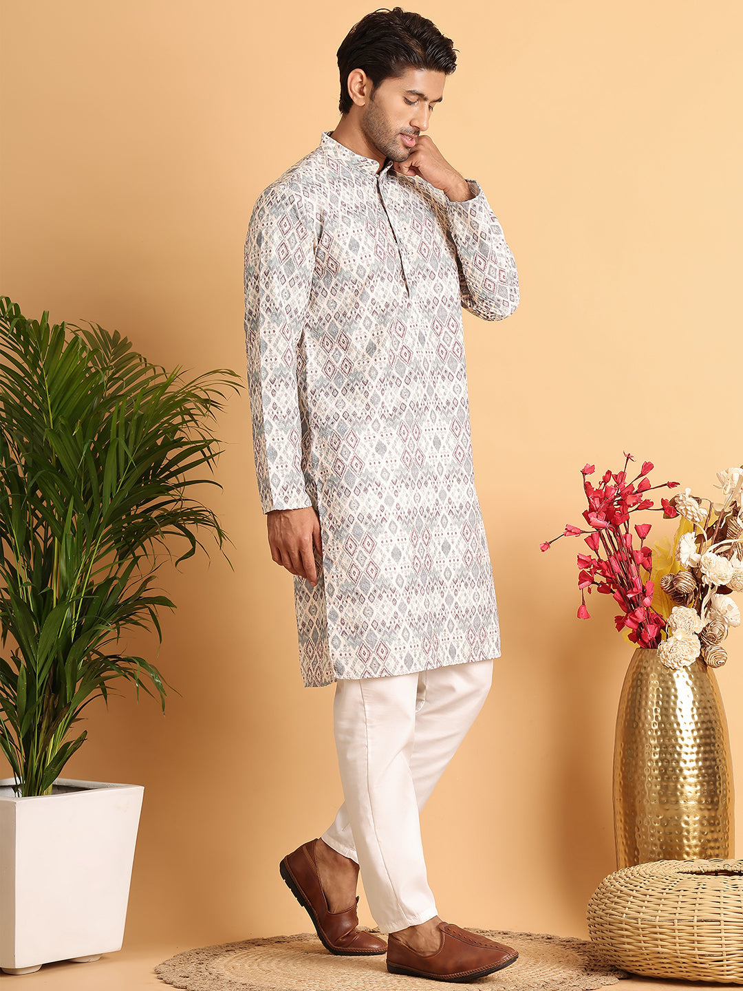 Chikankari Embroidered & Printed Kurta Set ( JOKP P 5109Off-White )