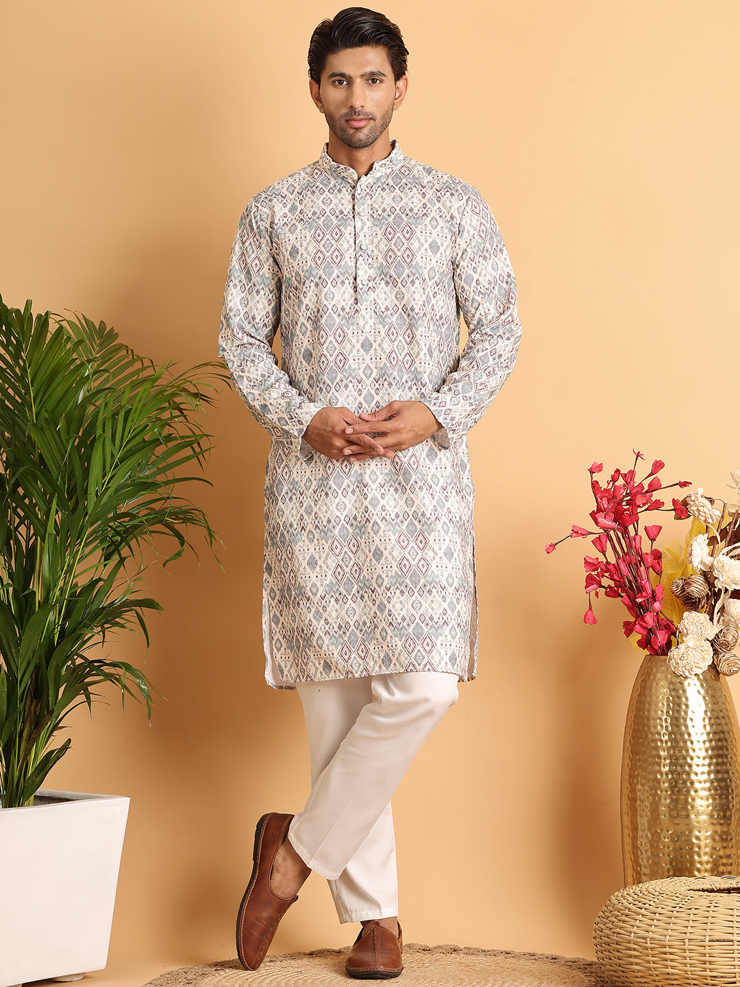 Chikankari Embroidered & Printed Kurta Set ( JOKP P 5109Off-White )