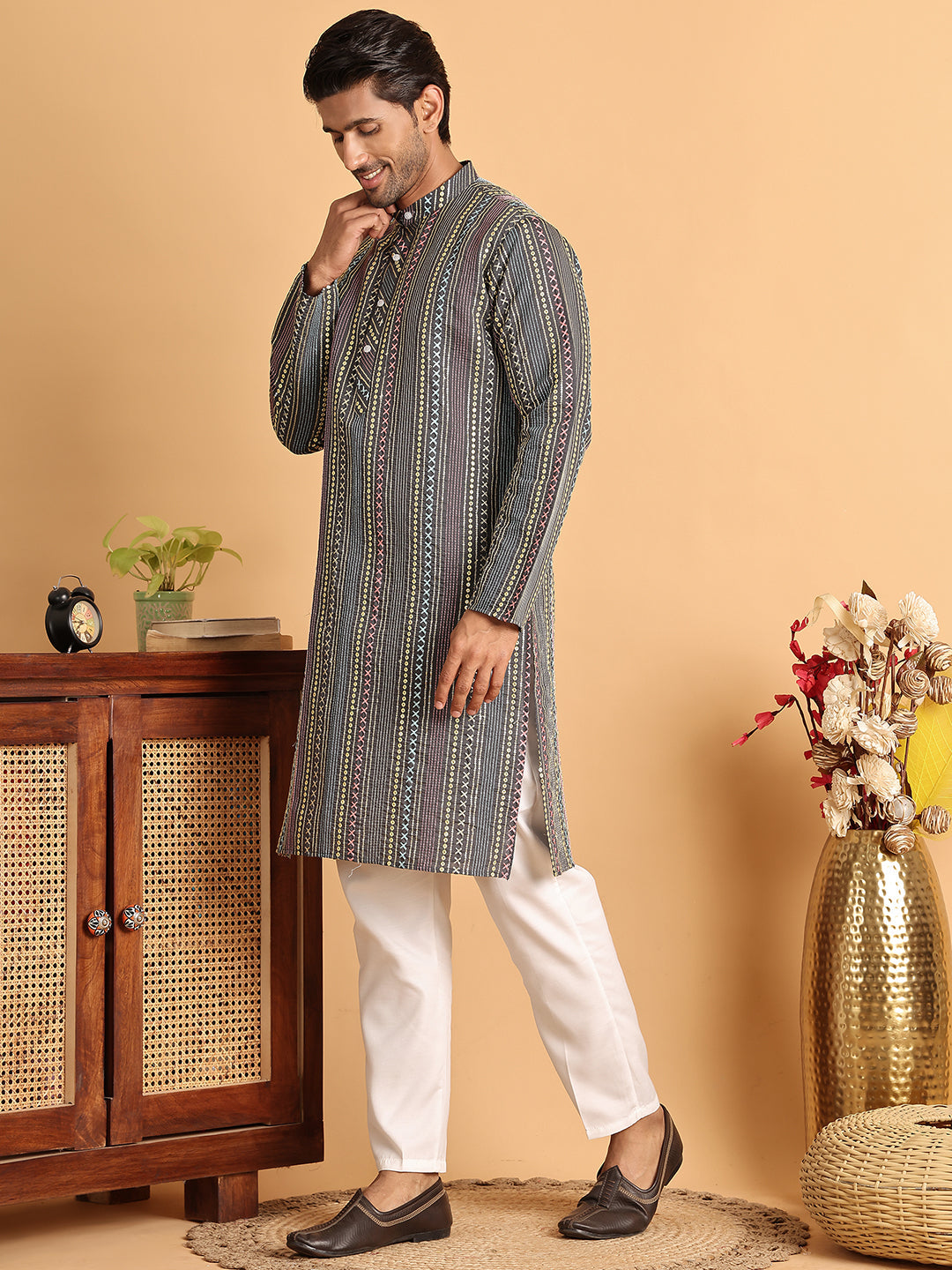 Embroidered Silk Blend Kurta Set For Men ( JOKP P 5119Grey )