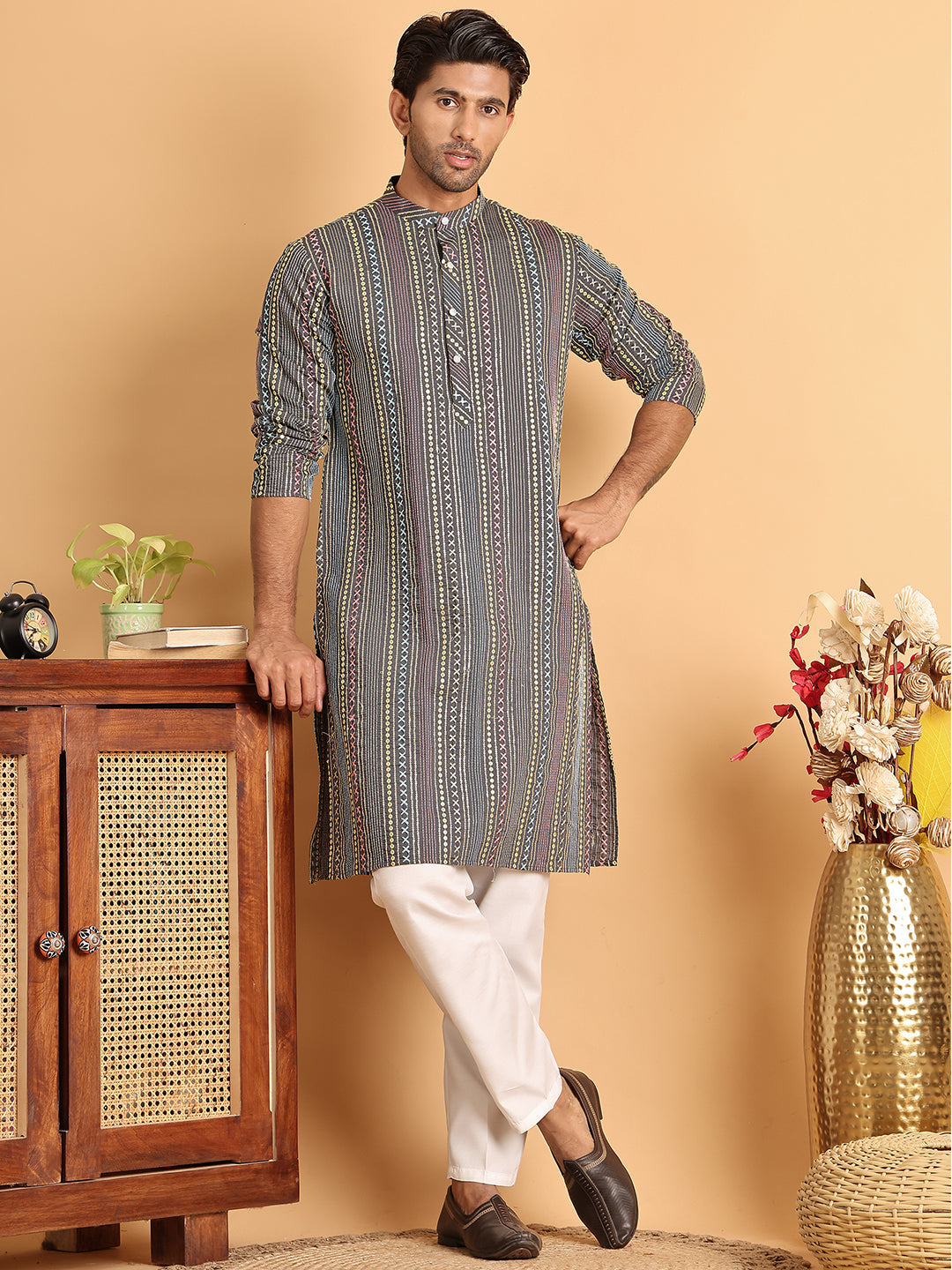 Embroidered Silk Blend Kurta Set For Men ( JOKP P 5119Grey )