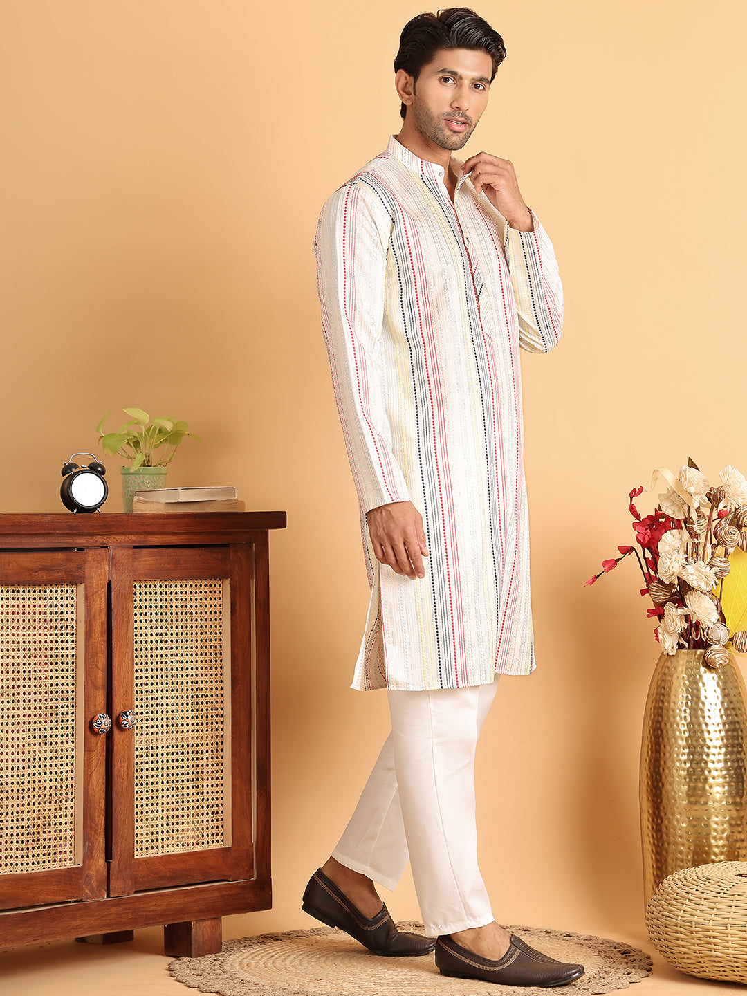 Embroidered Silk Blend Kurta Set For Men ( JOKP P 5119Off-White )
