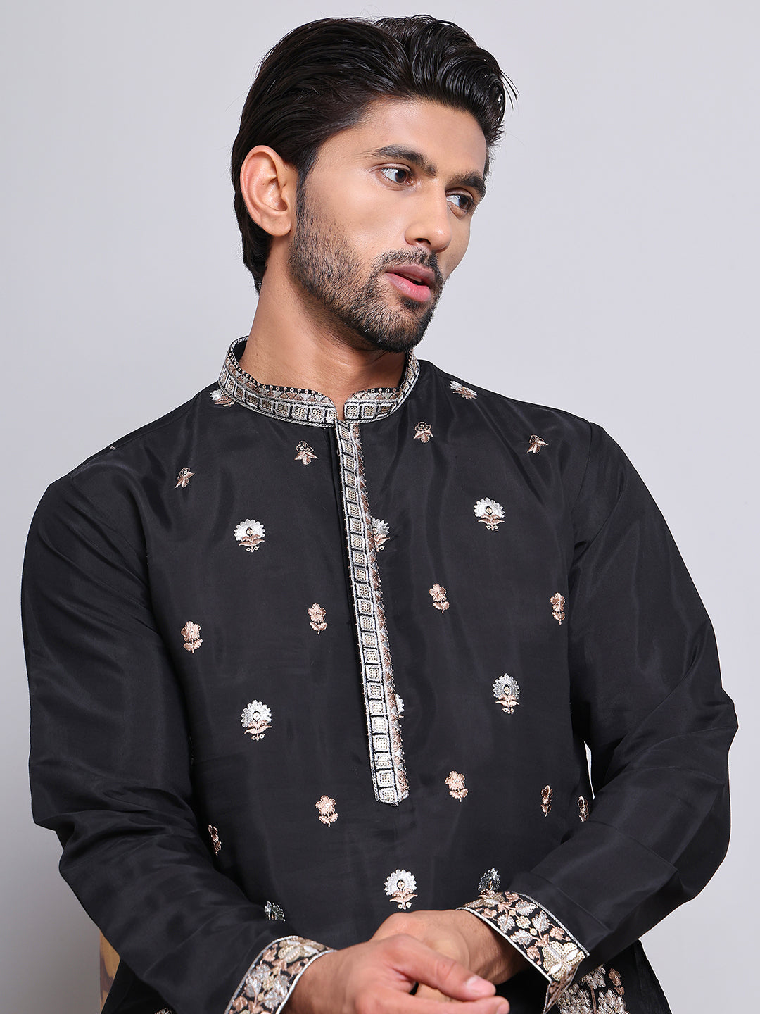 Floral Embroidered and Sequins Kurta Set ( JOKP 5147Black )