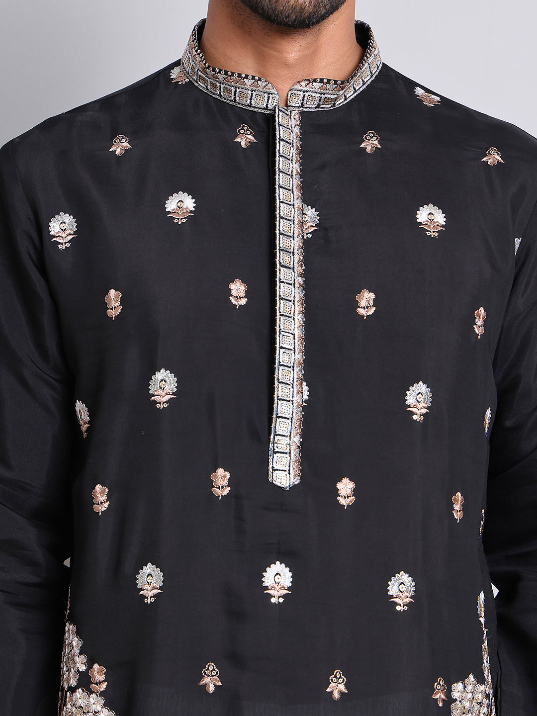 Floral Embroidered and Sequins Kurta Set ( JOKP 5147Black )