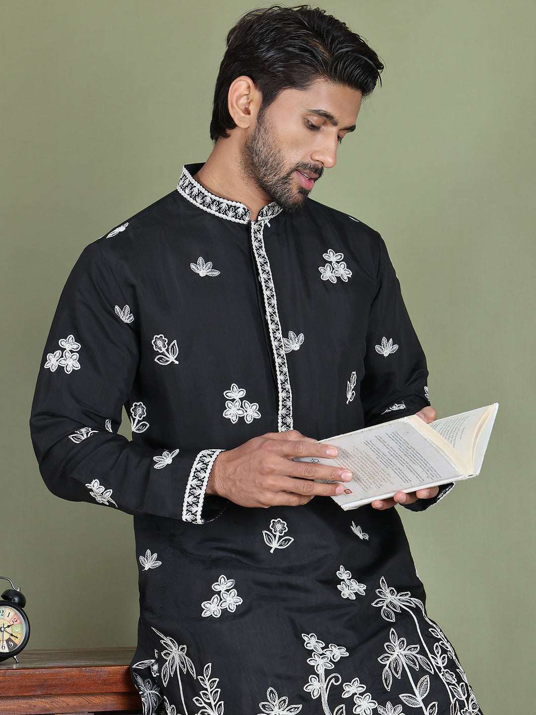 Floral Embroidered and Sequins Kurta Set ( JOKP 5151Black )