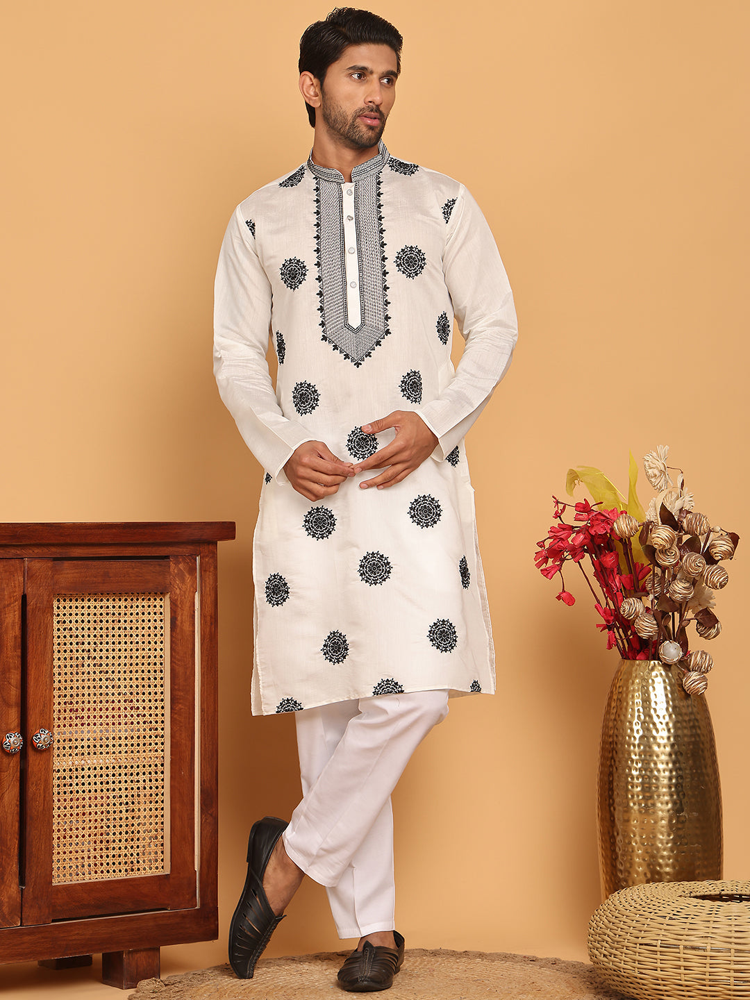 White Embroidered and Sequins Kurta Pyjama Set ( JOKP P 5167 White )