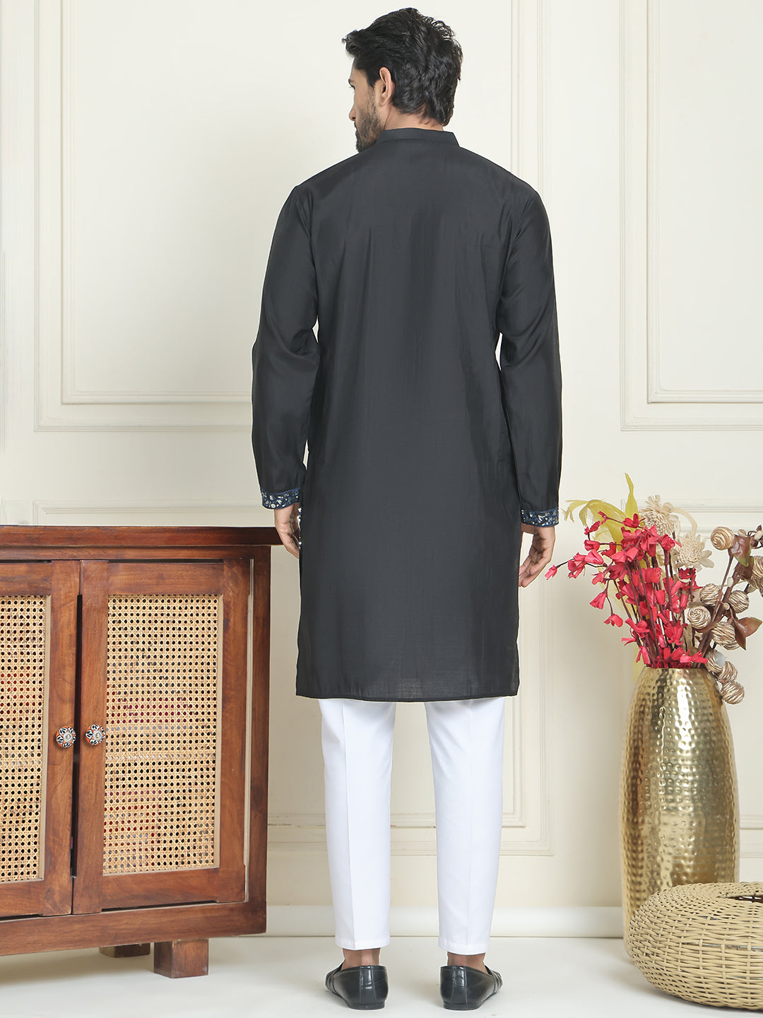 Animal Embroidered Kurta Pyjama Set ( JOKP P 5196 Blue )