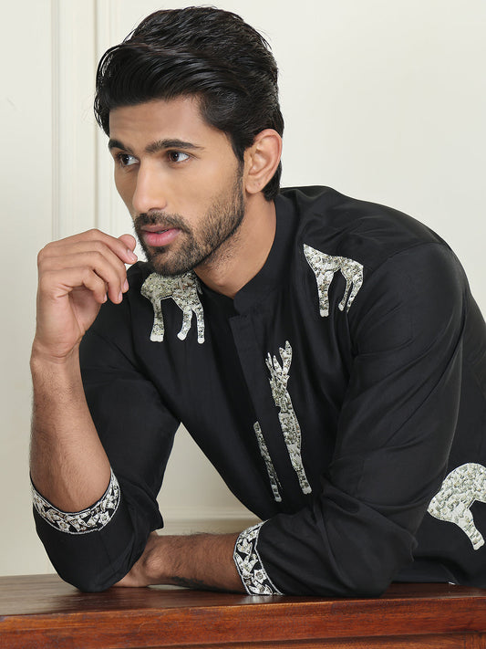Animal Embroidered Kurta Pyjama Set ( JOKP P 5196 White )