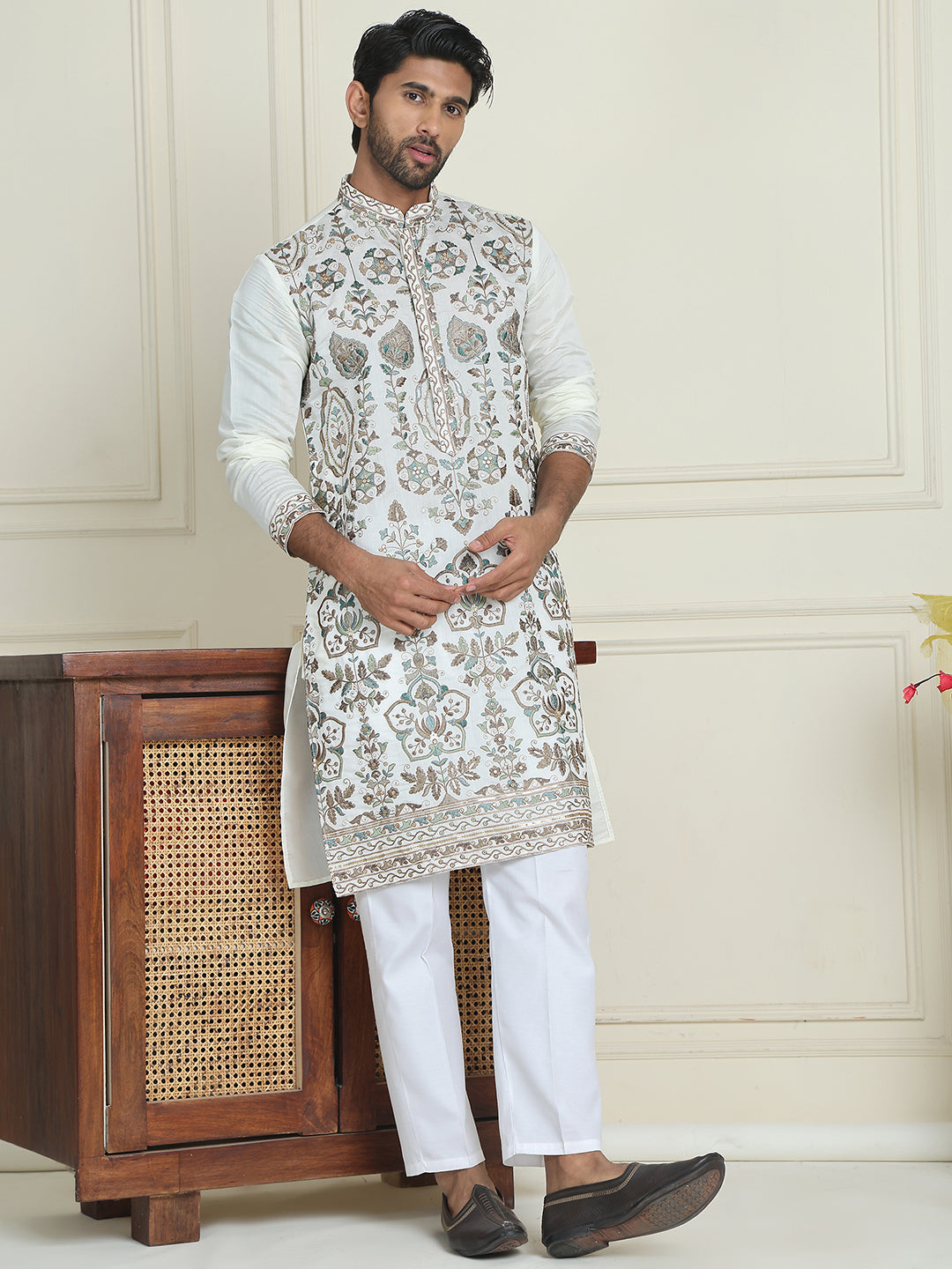 Floral Embroidered Straight Kurta Set ( JOKP P 5200 White )
