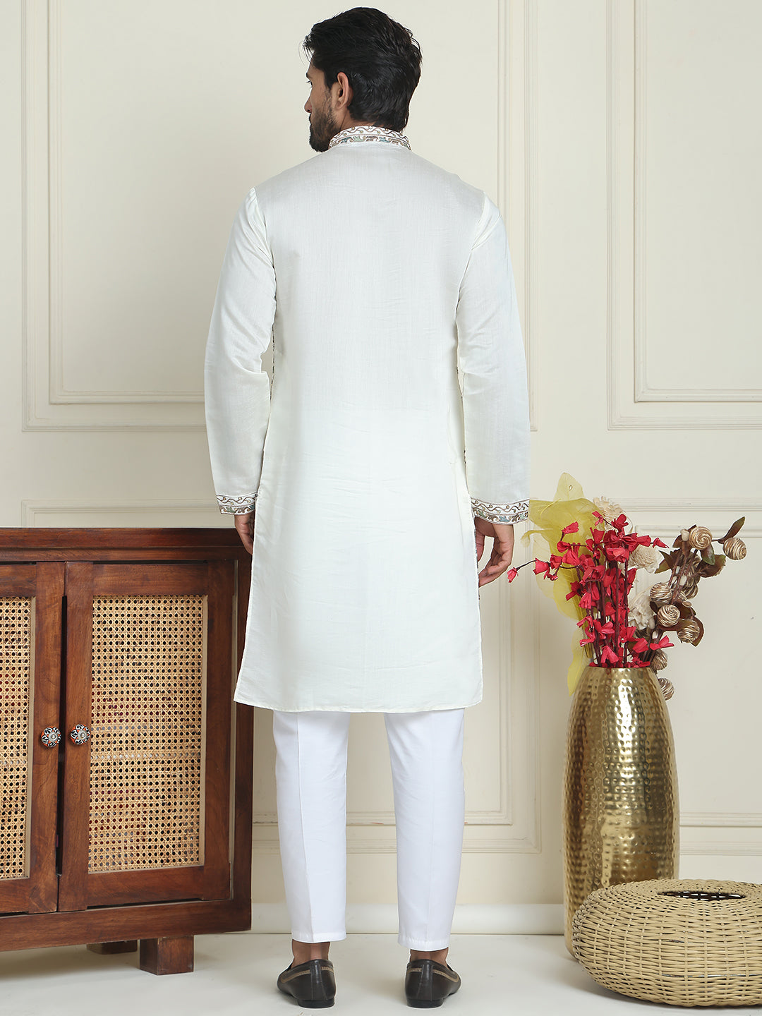 Floral Embroidered Straight Kurta Set ( JOKP P 5200 White )