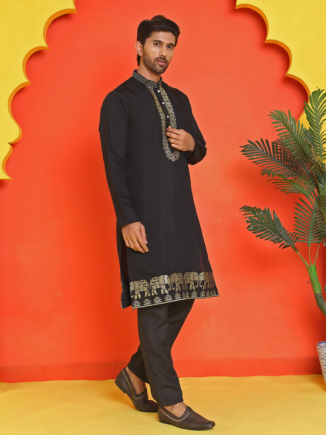 Embroidered Chikankari Kurta Pyjama For Men ( JOKP B-P 5219 Black )
