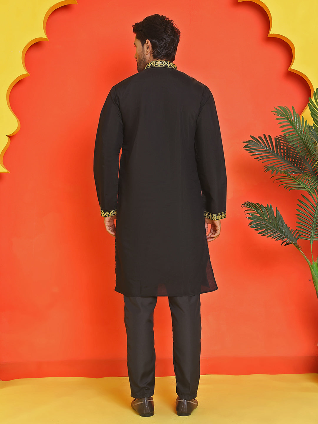 Embroidered & Sequins Kurta Set For Men ( JOKP B-P 5226 Black )