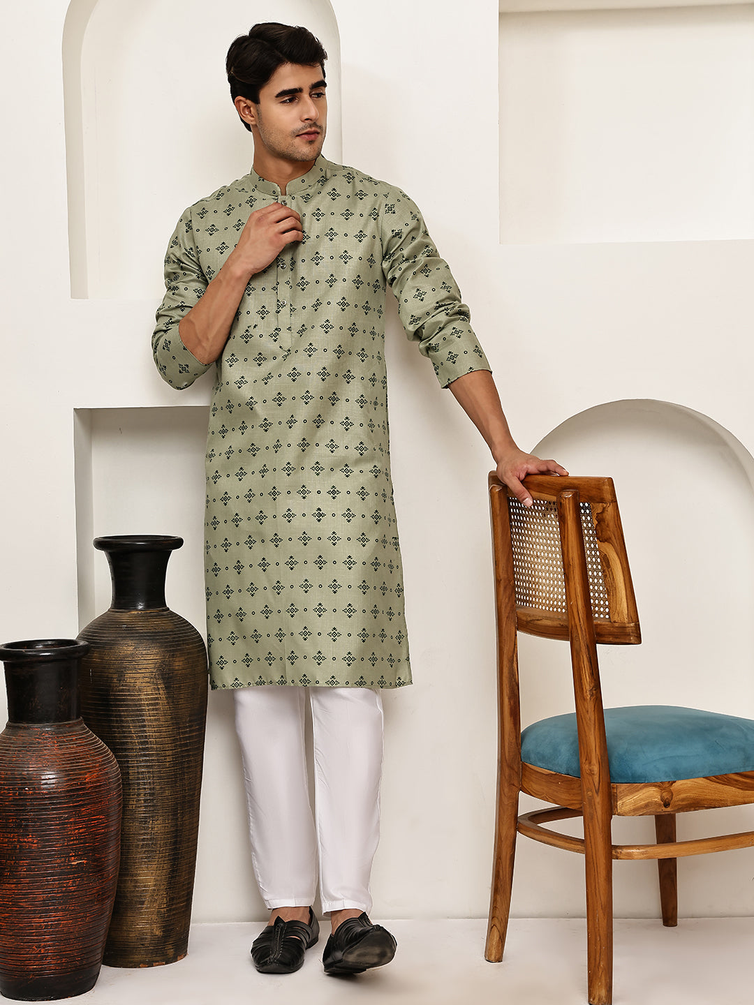 Traditional Floral Printed Kurta Pyjama Set ( JOKP P 5281 P 5281Pista ) [FF] [D-3]