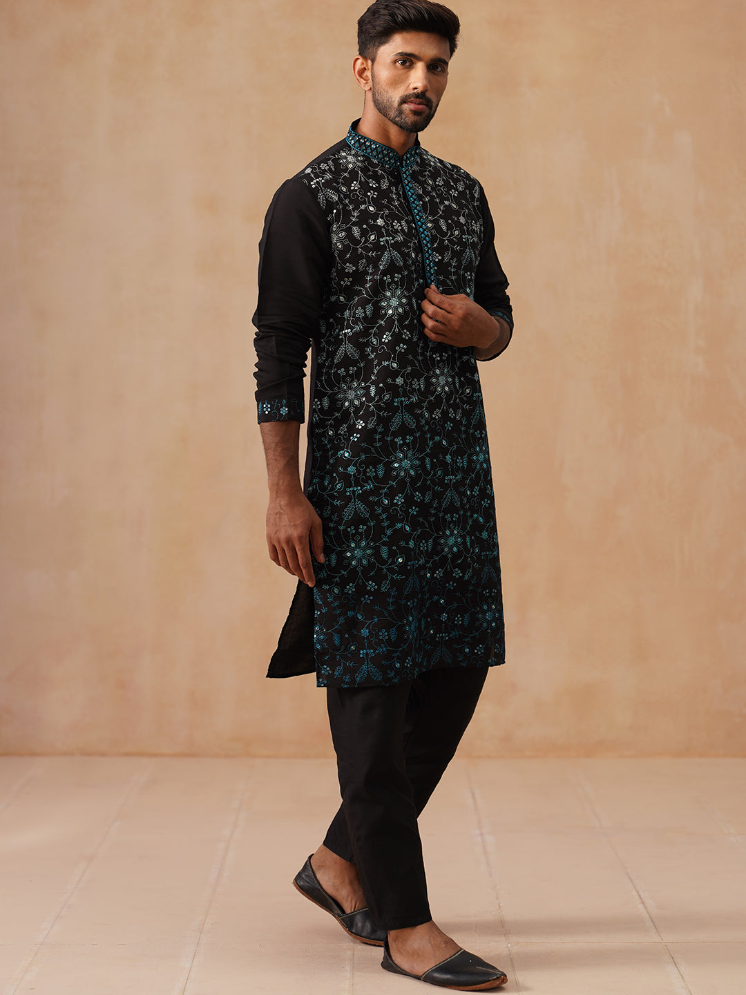 Men’s Silk Blend Embroidered Kurta Pyjama Set ( JOKP B-P 5296 B-P 5296Peacock )